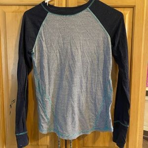 Size small athletic top